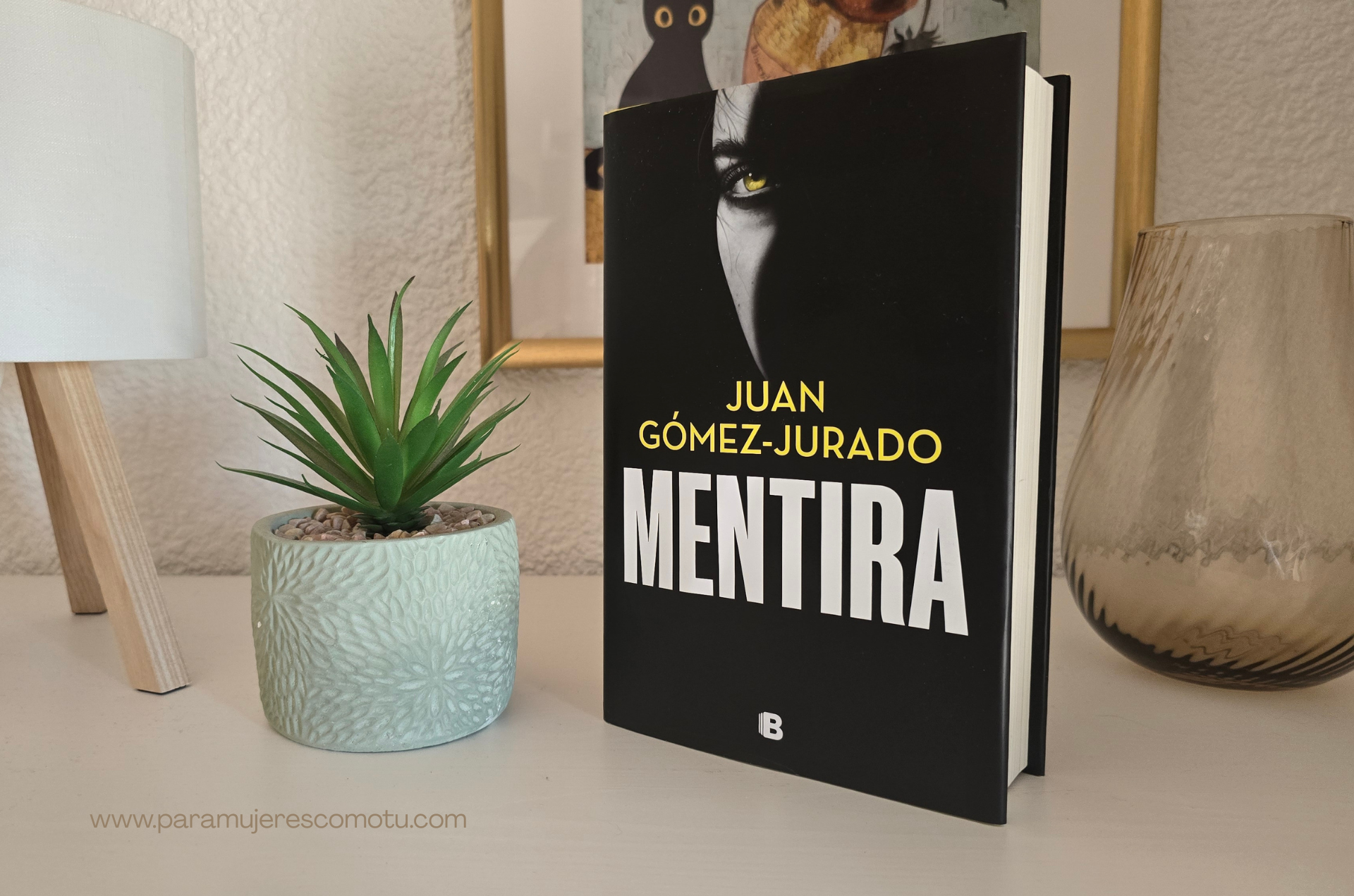 Fotografía del libro Mentira de Juan Gómez-Jurado para su reseña literaria